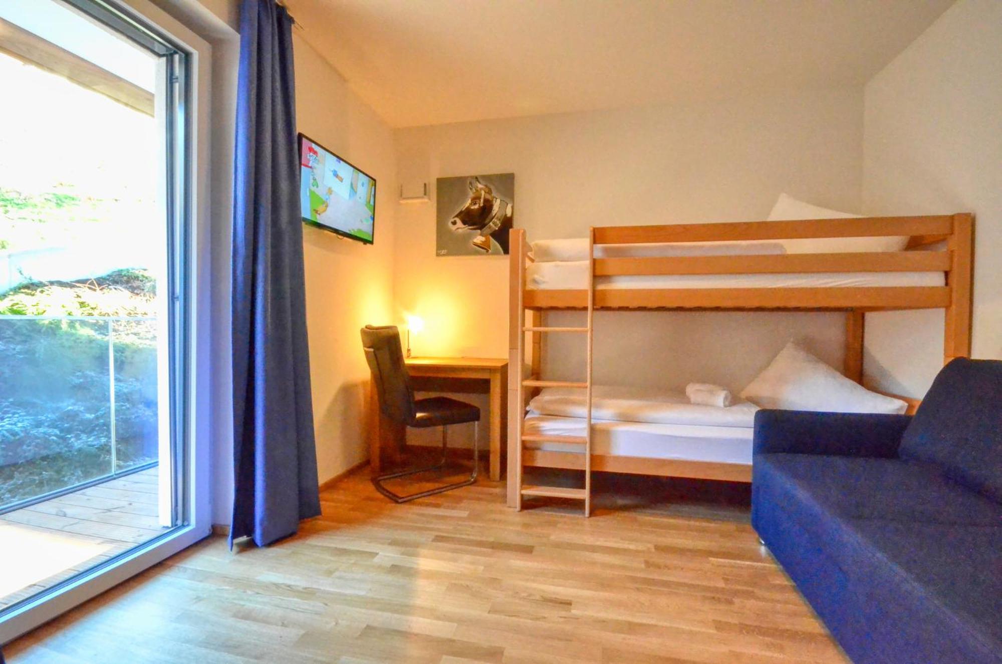Alpin & Seeresort Top 10 - By Alpen Apartments Zell am See Exterior photo